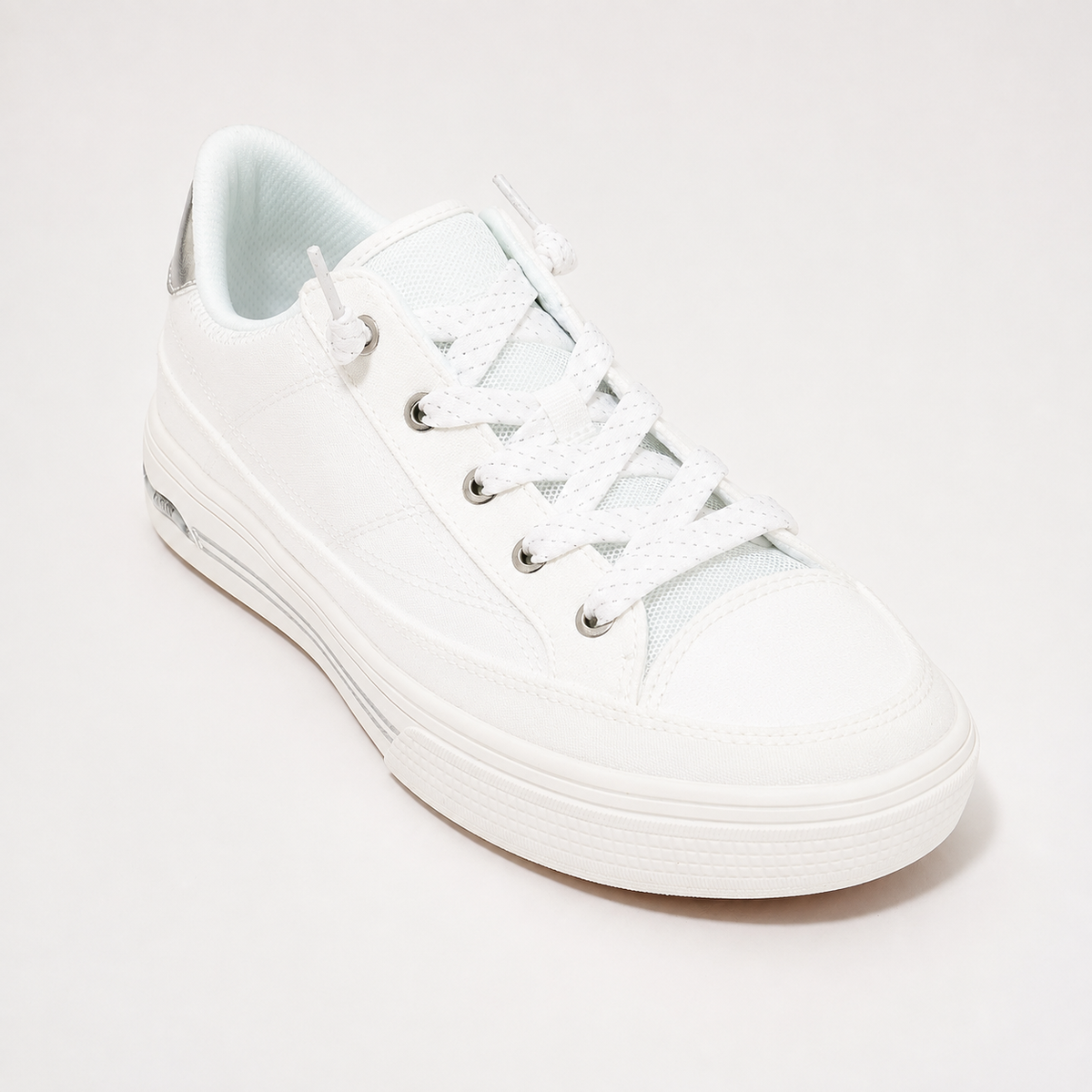 Women’s Everyday Comfort Canvas Sneakers – Cushioned Lace-Up Casual Shoes
